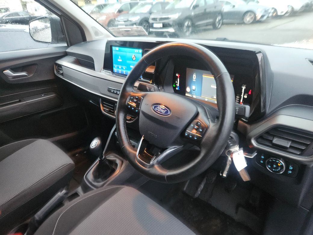 2024 Ford Transit Courier