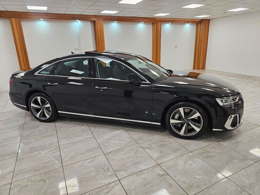 2024 Audi A8