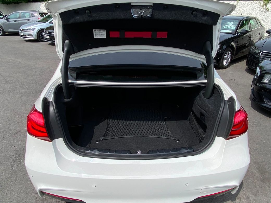 2018 BMW 3 Series