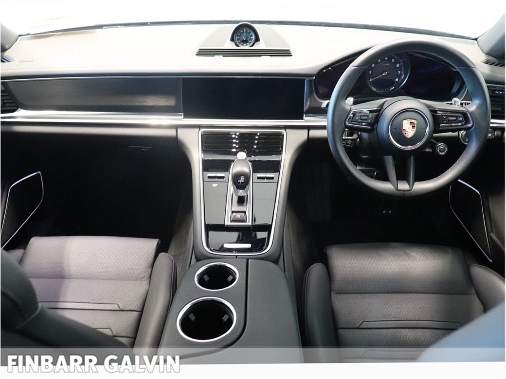 2023 Porsche Panamera