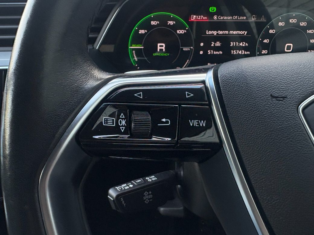 2022 Audi e-tron
