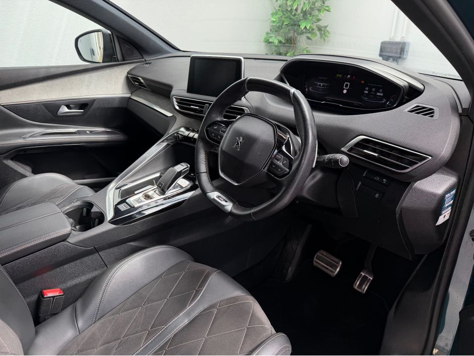 2020 Peugeot 5008