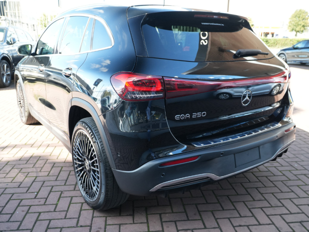 2021 Mercedes-Benz EQA
