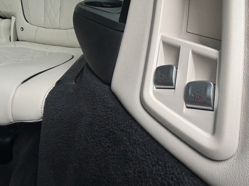2021 BMW X7
