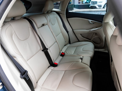 2016 Volvo V40