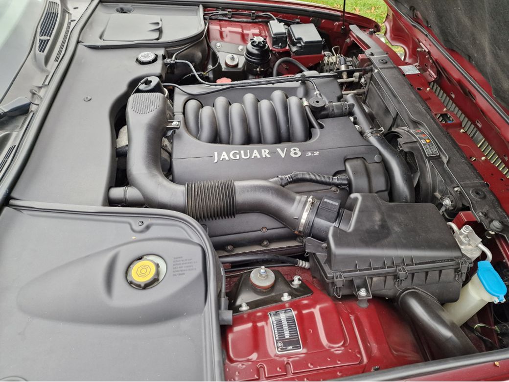 1998 Jaguar XJ