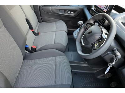 2024 Peugeot Partner