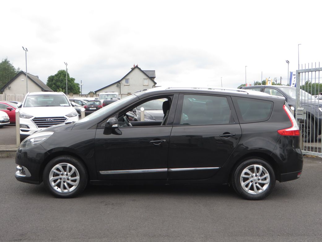 2015 Renault Scenic