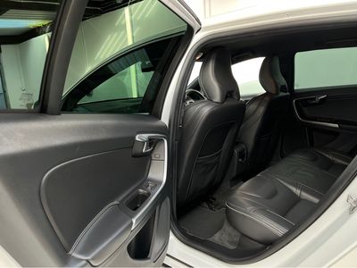 2016 Volvo V60