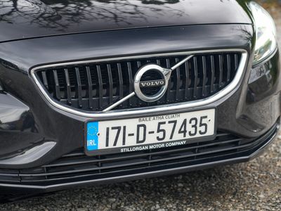 2017 Volvo V40