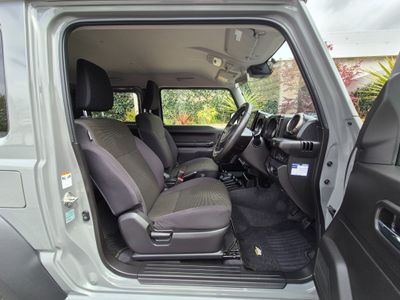 2023 Suzuki Jimny