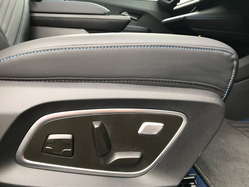 2025 Renault Scenic