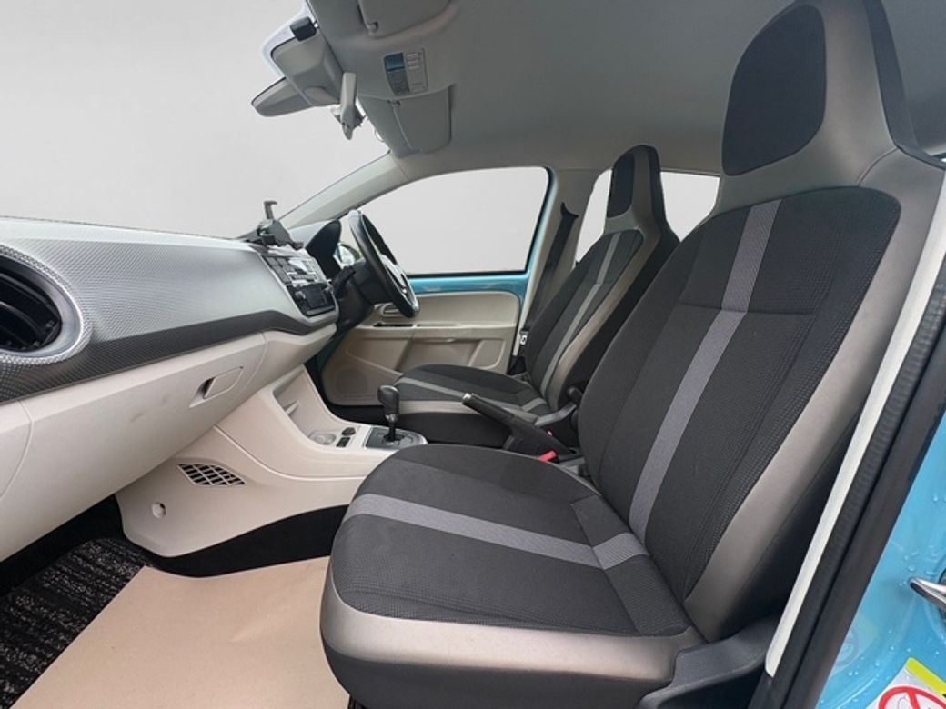 2019 Volkswagen up!