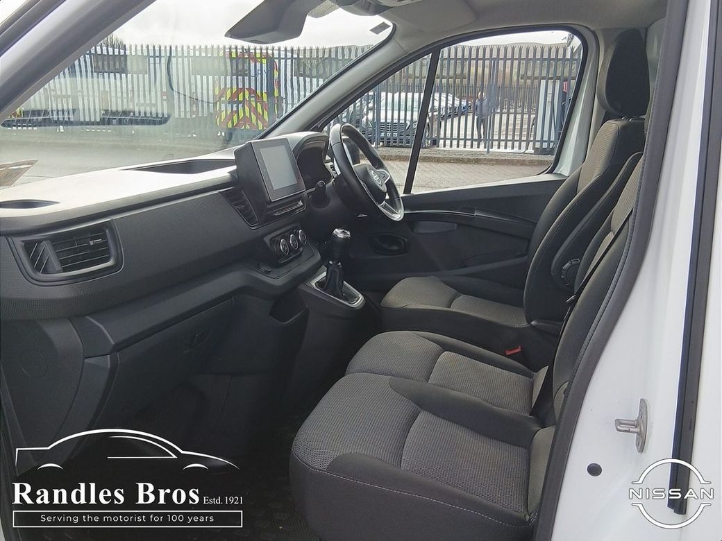 2024 Nissan Primastar