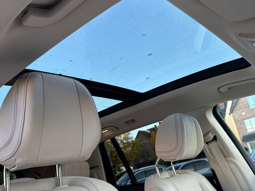 2025 Mercedes-Benz GLS