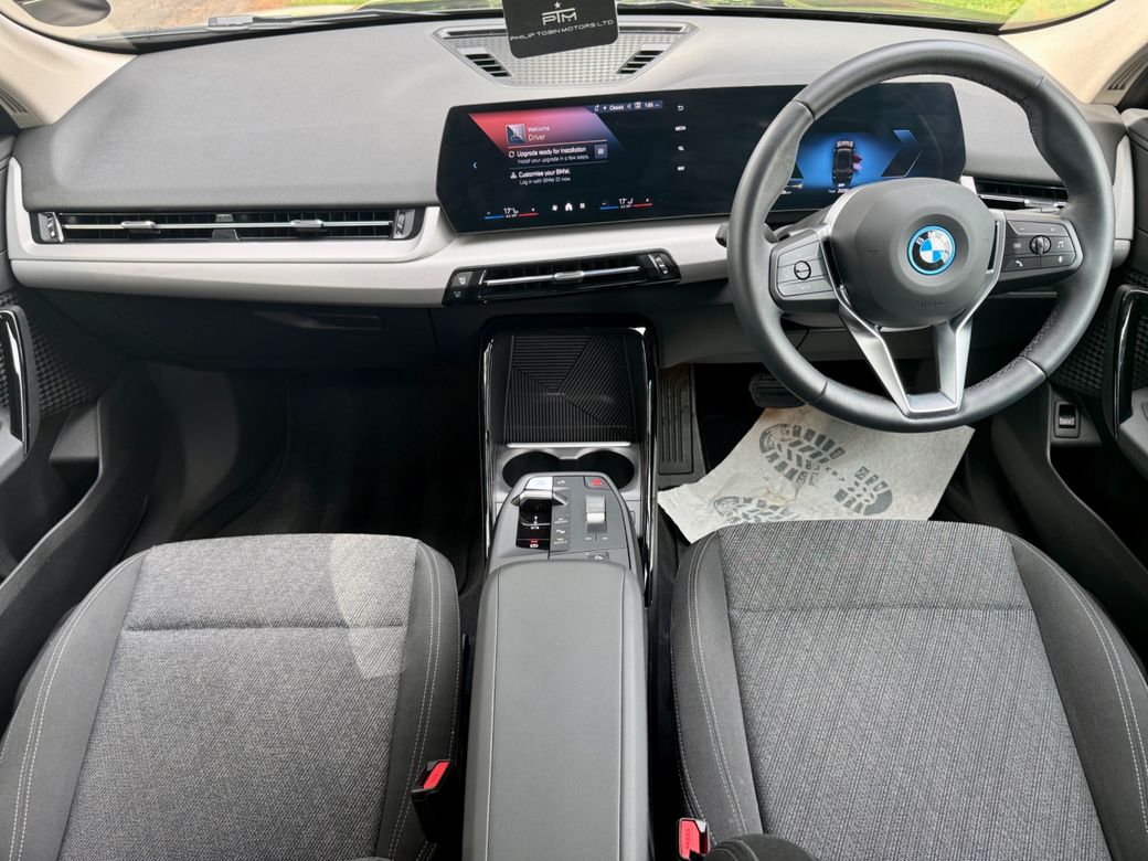 2025 BMW iX1