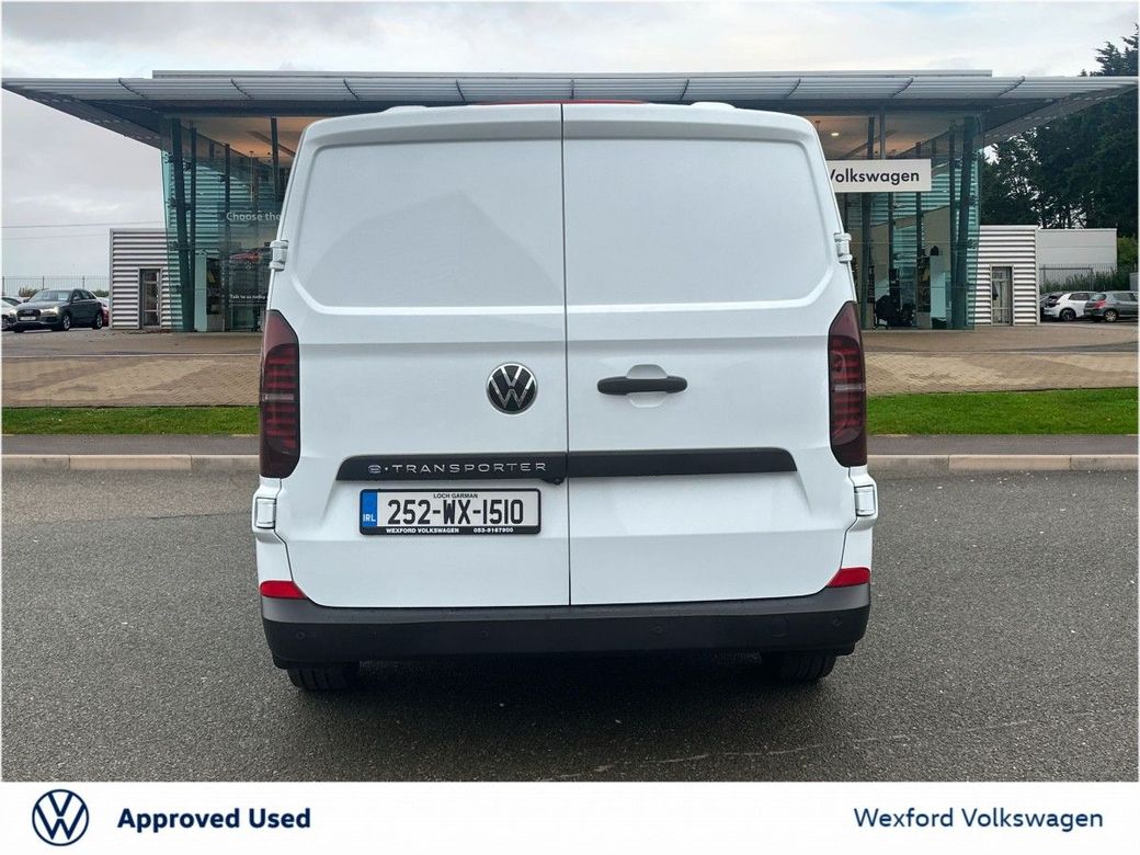 2025 Volkswagen Transporter