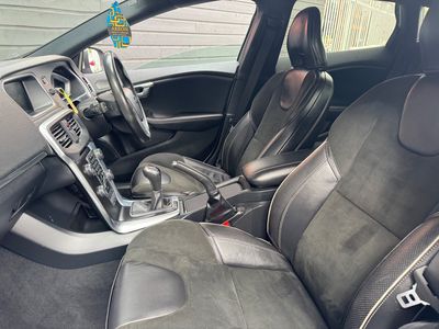 2016 Volvo V40
