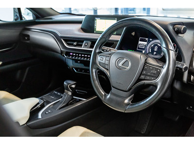 2022 Lexus UX 200H