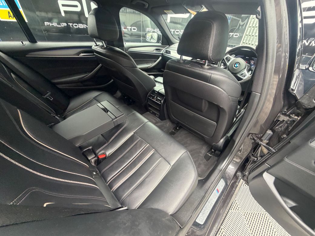 2019 BMW 530