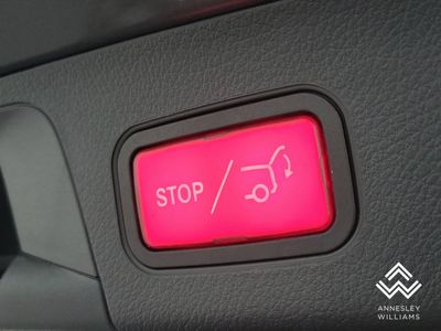 2025 Mercedes-Benz EQA