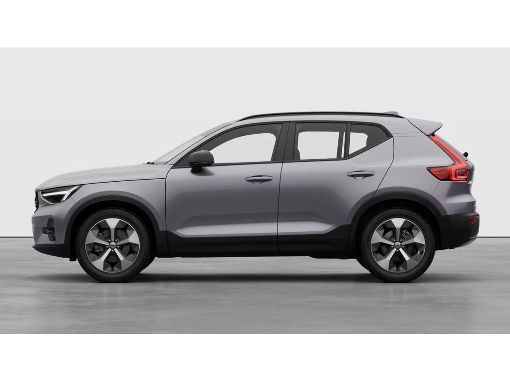 2026 Volvo XC40
