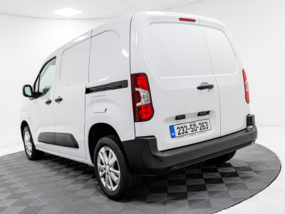 2023 Peugeot Partner