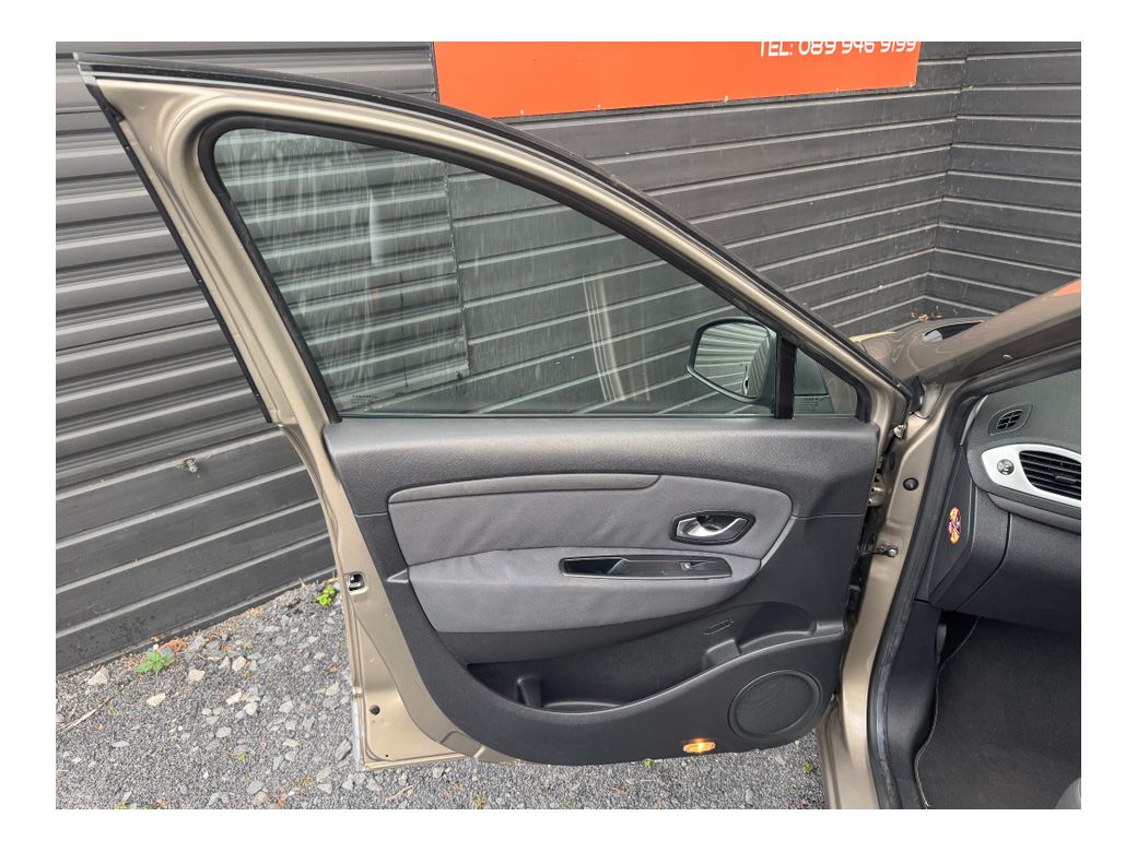 2010 Renault Scenic