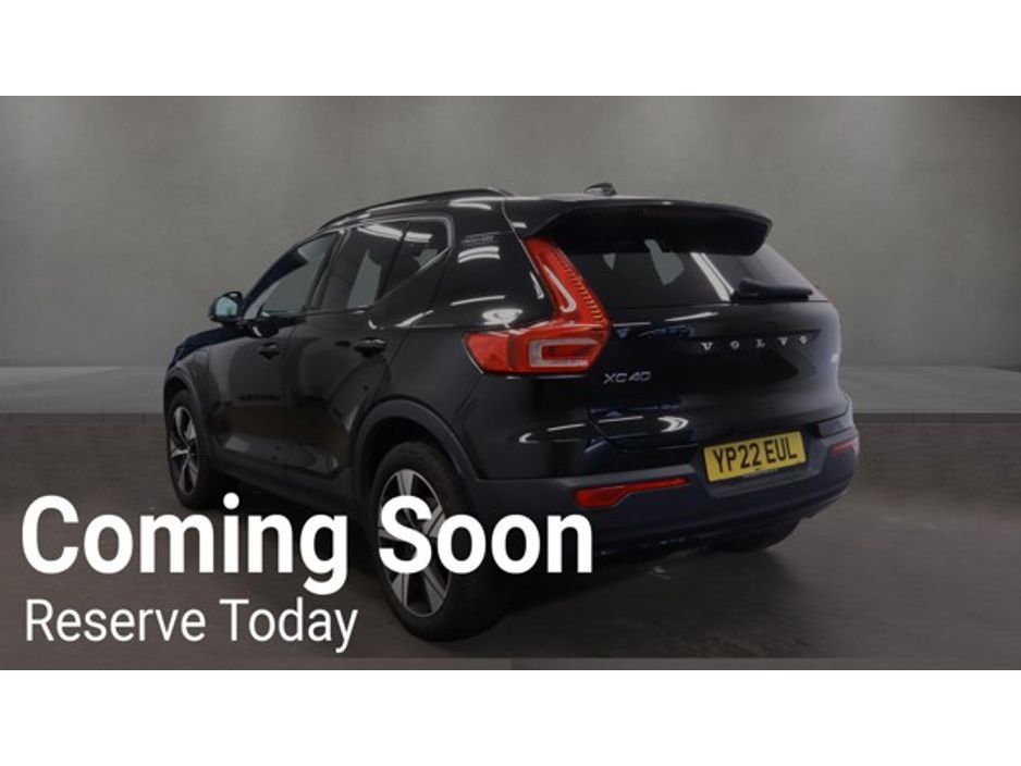2022 Volvo XC40