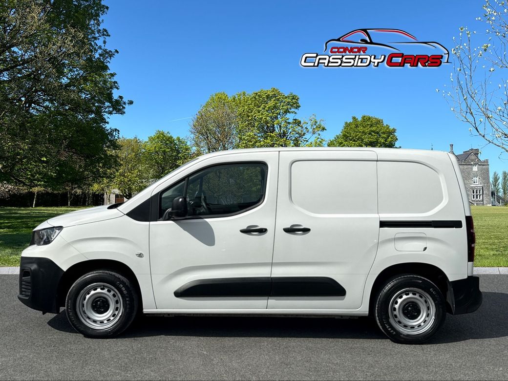 2021 Peugeot Partner