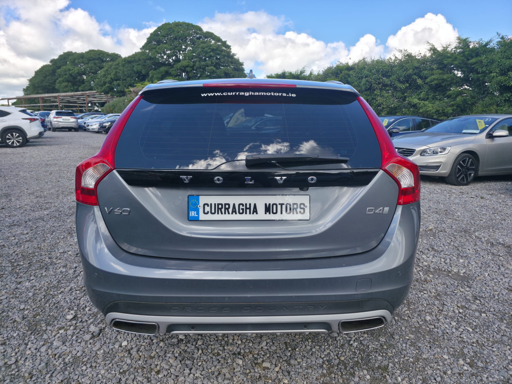 2018 Volvo V60 Cross Country