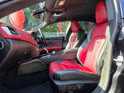 2019 Maserati Ghibli