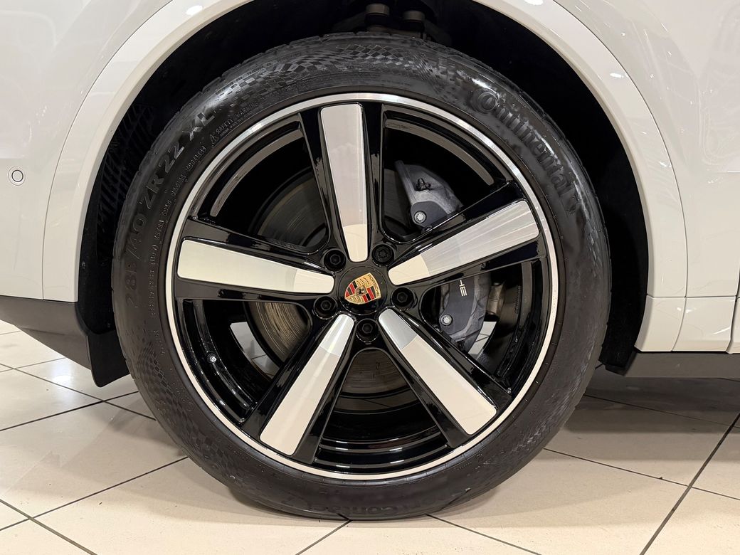 2025 Porsche Cayenne