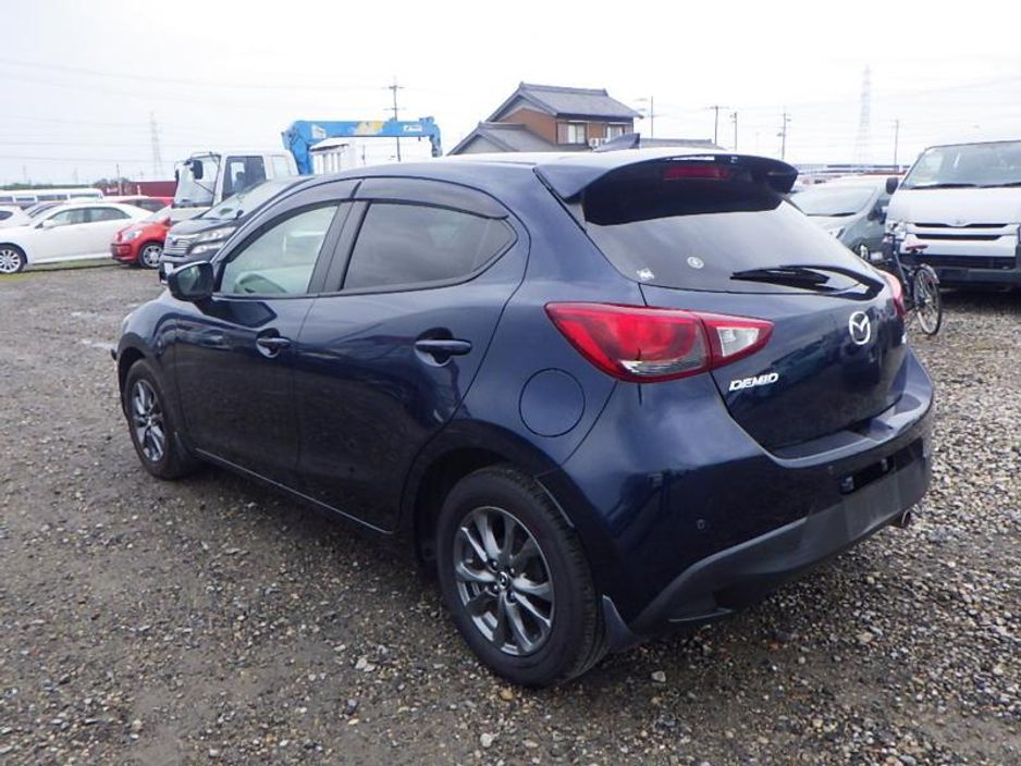 2017 Mazda Mazda2