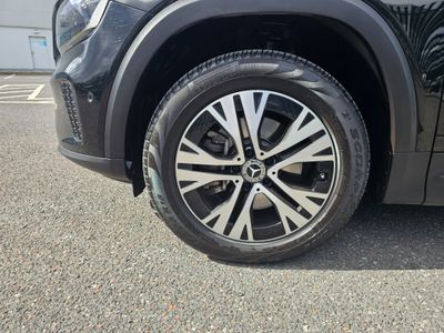 2025 Mercedes-Benz GLB Class