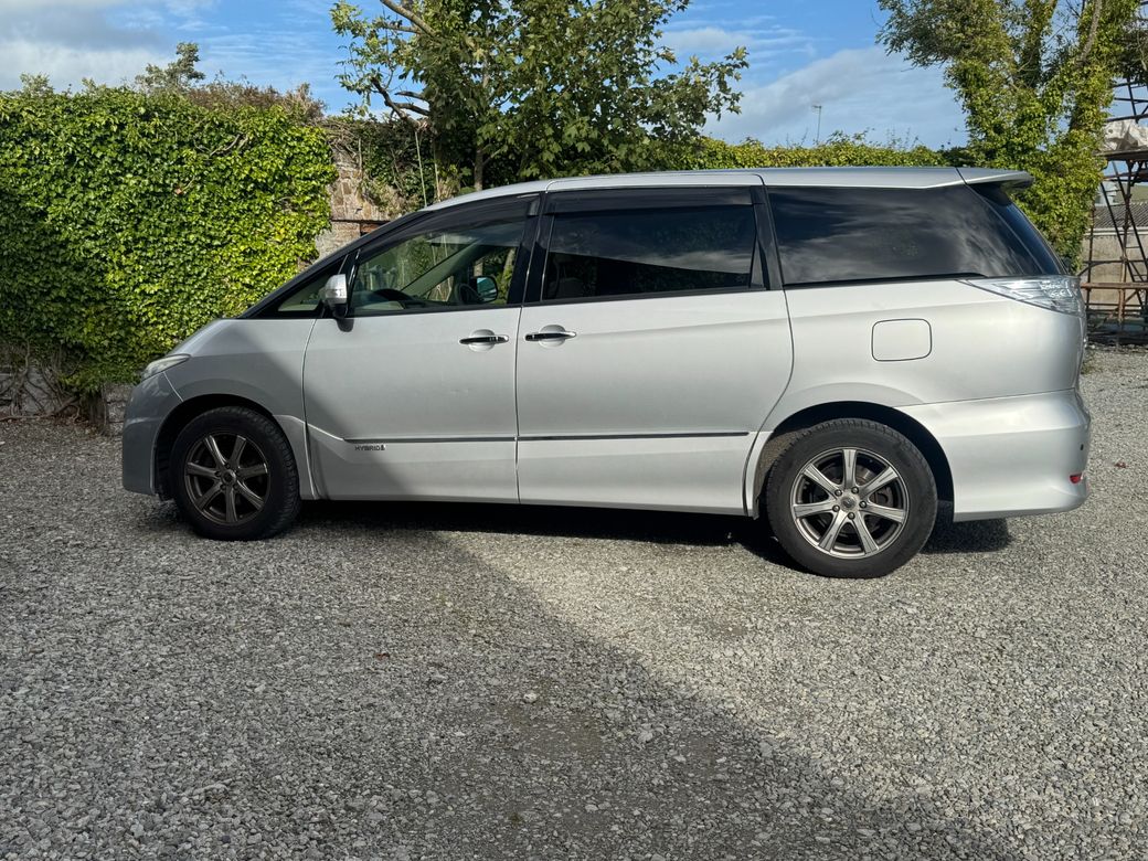 2012 Toyota Estima