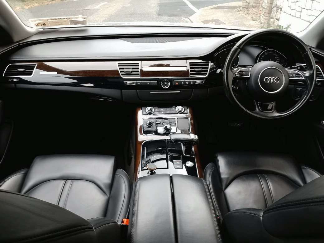 2016 Audi A8