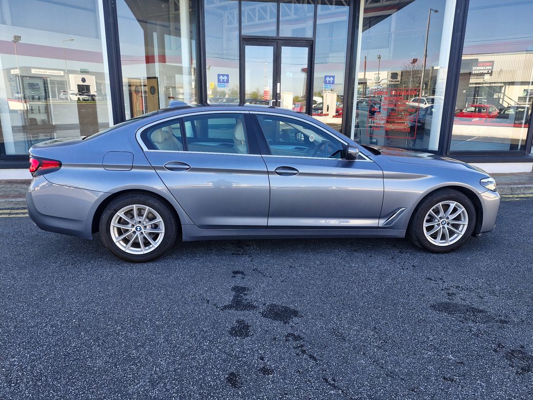 2022 BMW 5 Series