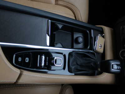 2021 Volvo V90 Cross Country