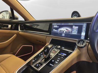 2018 Porsche Panamera