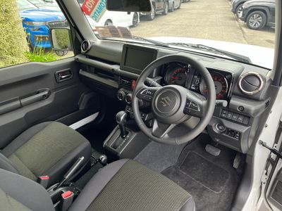 2025 Suzuki Jimny
