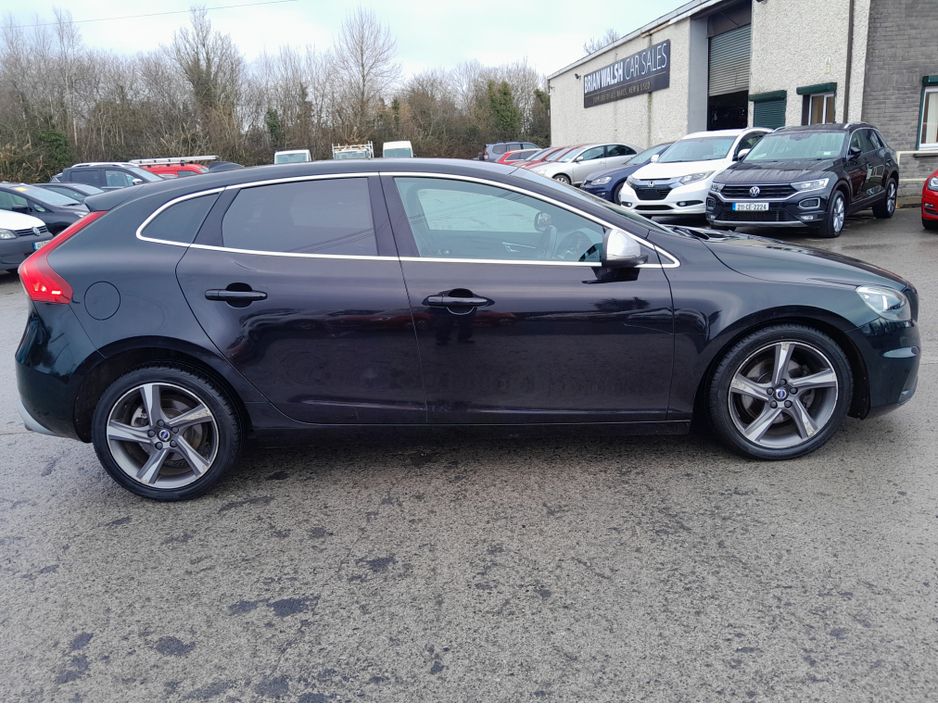 2016 Volvo V40
