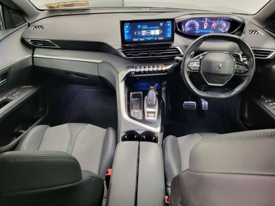 2023 Peugeot 5008