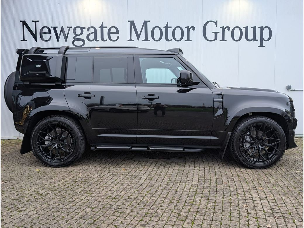 2025 Land Rover Defender