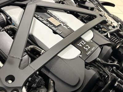 2022 Aston Martin DB11