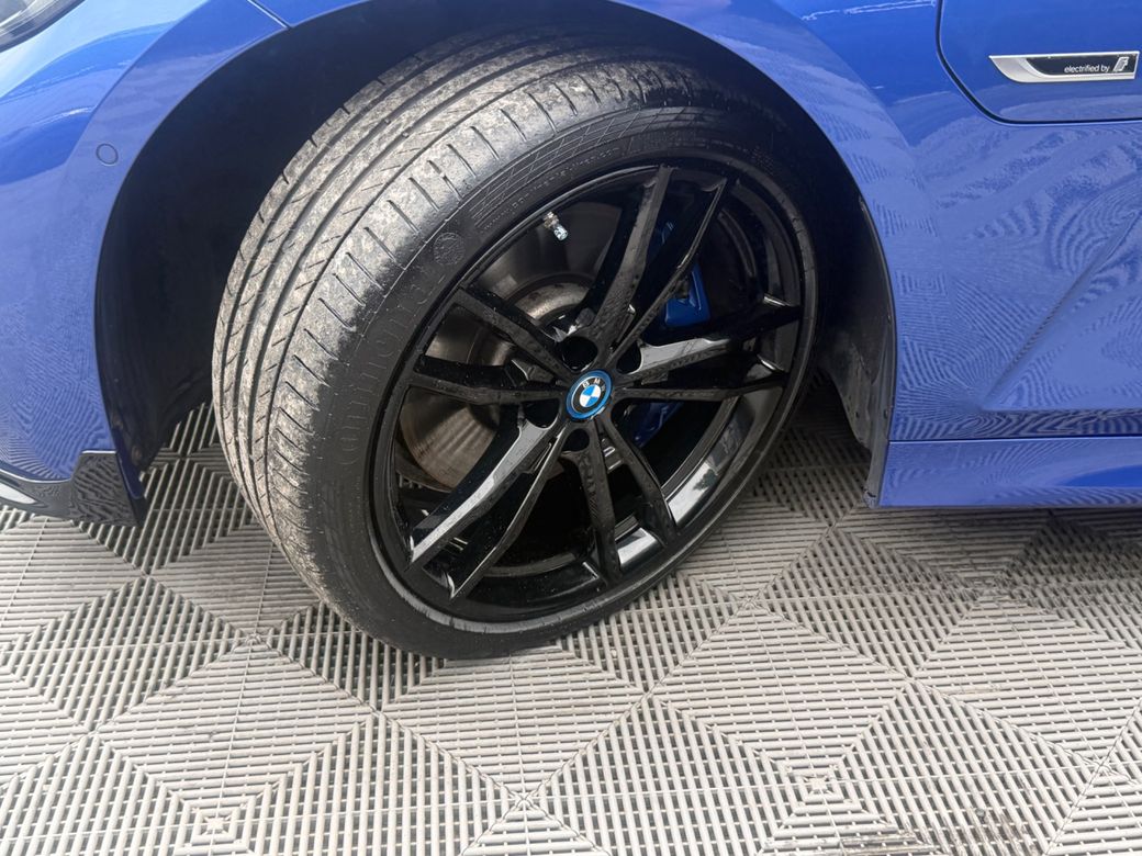 2021 BMW 330