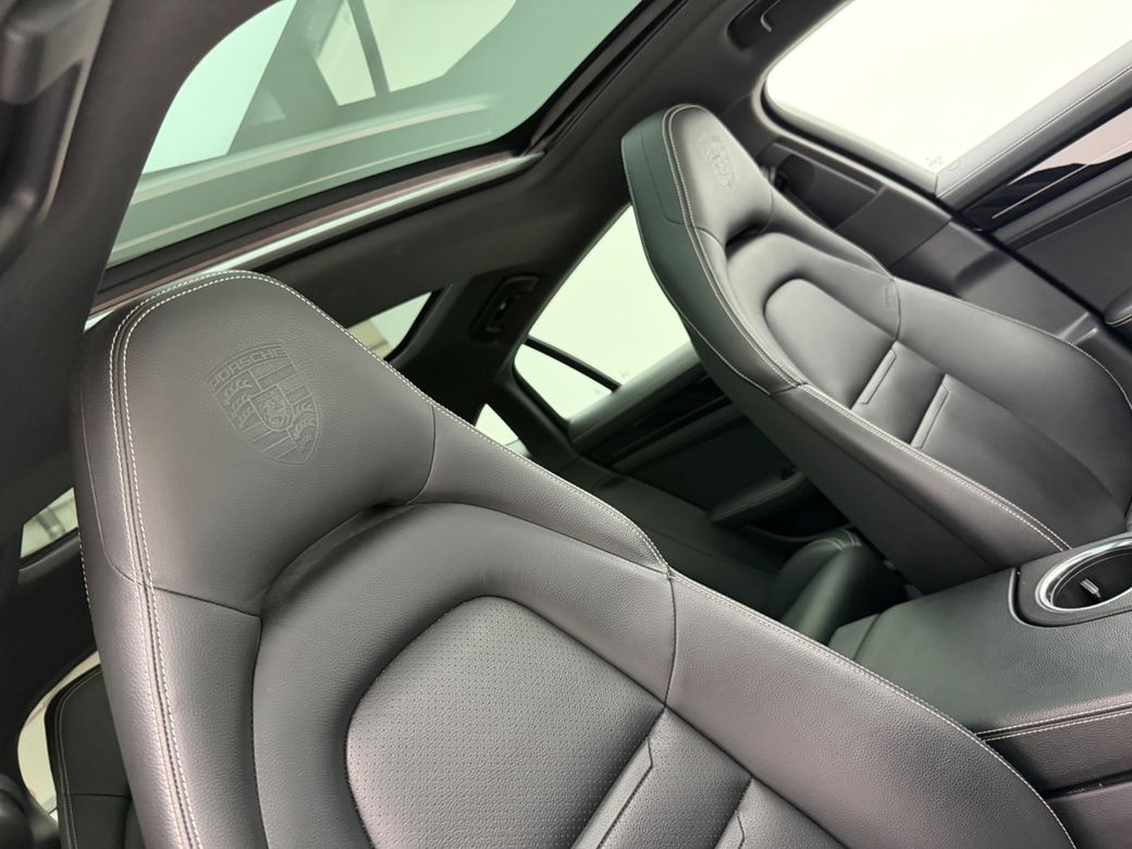 2020 Porsche Panamera