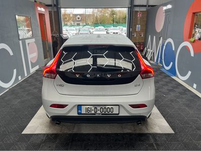 2016 Volvo V40