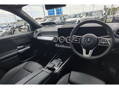 2023 Mercedes-Benz EQB