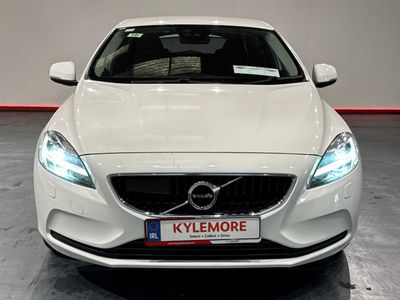 2019 Volvo V40
